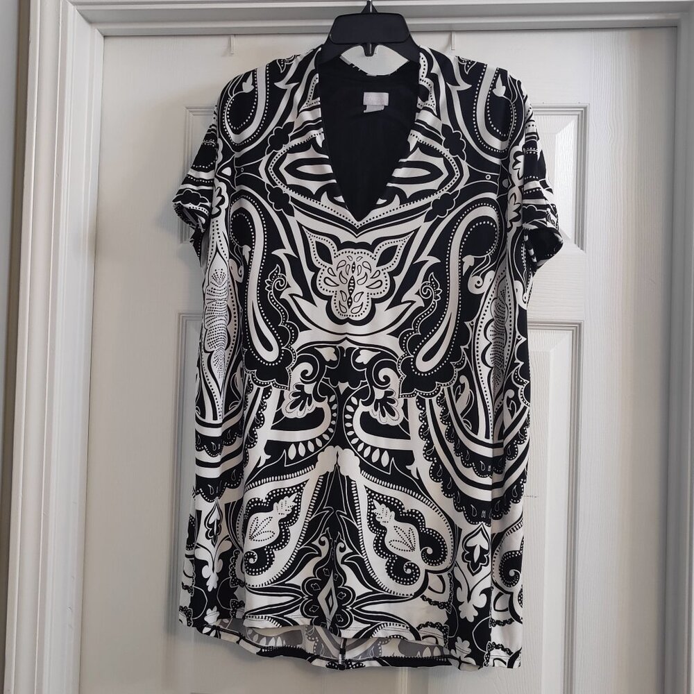 Chico's black and white tunic, size 3 XL